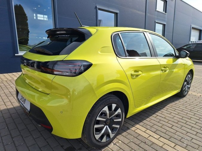 Peugeot 208, Peugeot 208 Style PureTech 100k MAN5, barva žlutá
