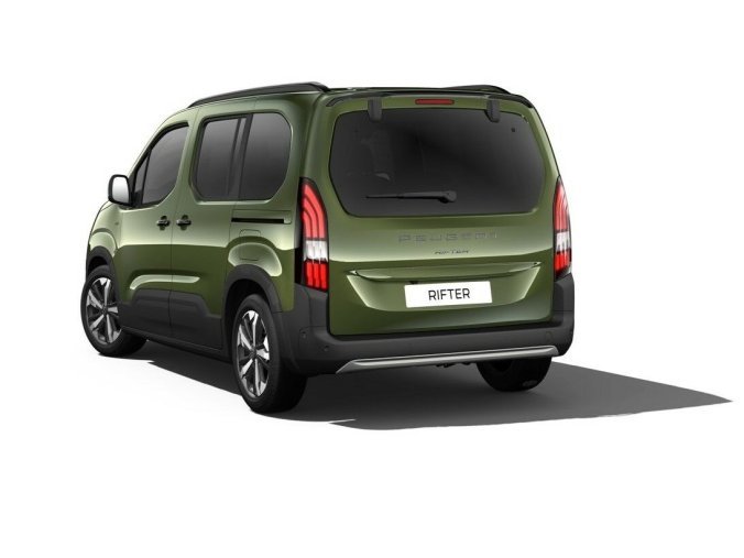 Peugeot Rifter, Peugeot Rifter  GT BlueHDi 130 S&S EAT8, barva zelená