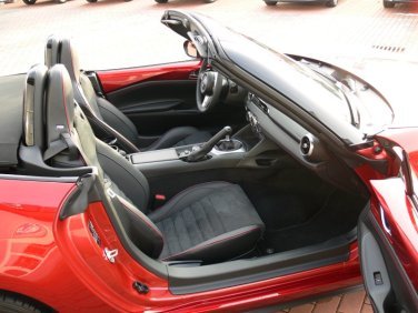 Mazda MX-5 - 2.0 Skyactiv G184 + NAVI