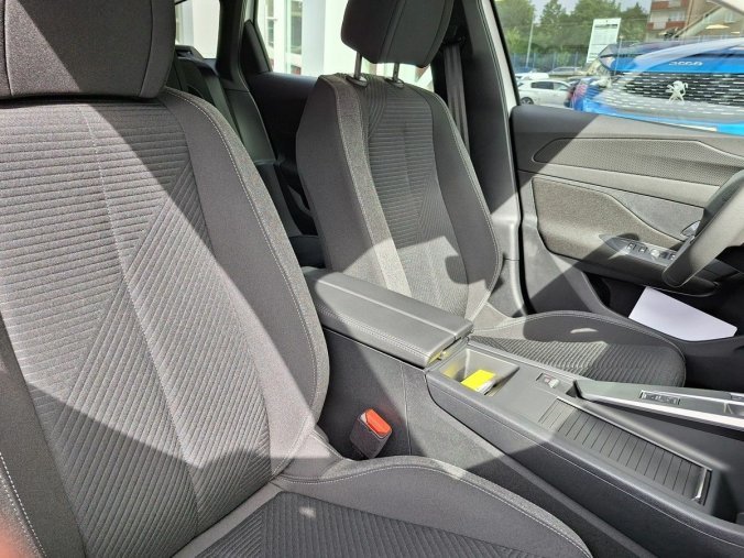 Peugeot 308, Peugeot 308 SW STYLE 1.5 BHDi 130K EAT8, barva bílá