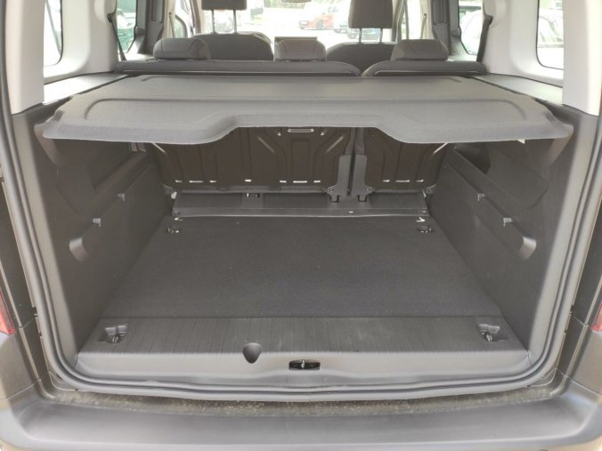 Peugeot Rifter, Peugeot Rifter ALLURE 1.5HDI 100k MAN6 N1, barva bílá