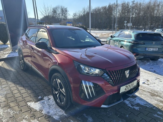 Peugeot 2008, Peugeot 2008 ALLURE PureTech 100 MAN6, barva červená