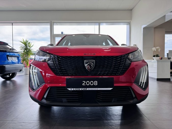 Peugeot 2008, Peugeot 2008 STYLE, výhřev sedadel, Manuál, barva červená
