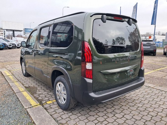 Peugeot Rifter, Peugeot Rifter LONG ALLURE BlueHDi 130 S&, barva zelená