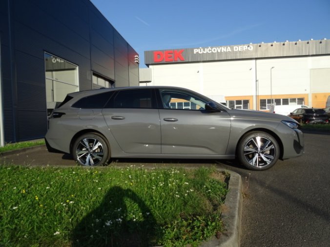 Peugeot 308, SW ALLURE 1.2PT 130k MAN6, barva šedá