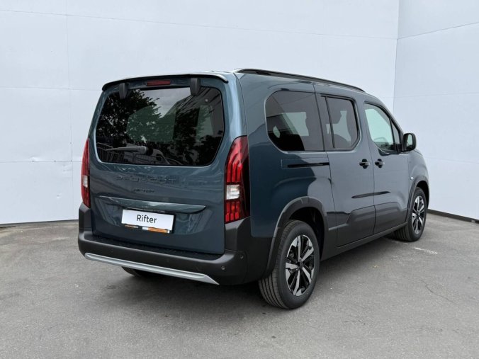 Peugeot Rifter, Peugeot Rifter LONG GT  1,5 BlueHDi S&S EAT8, barva modrá