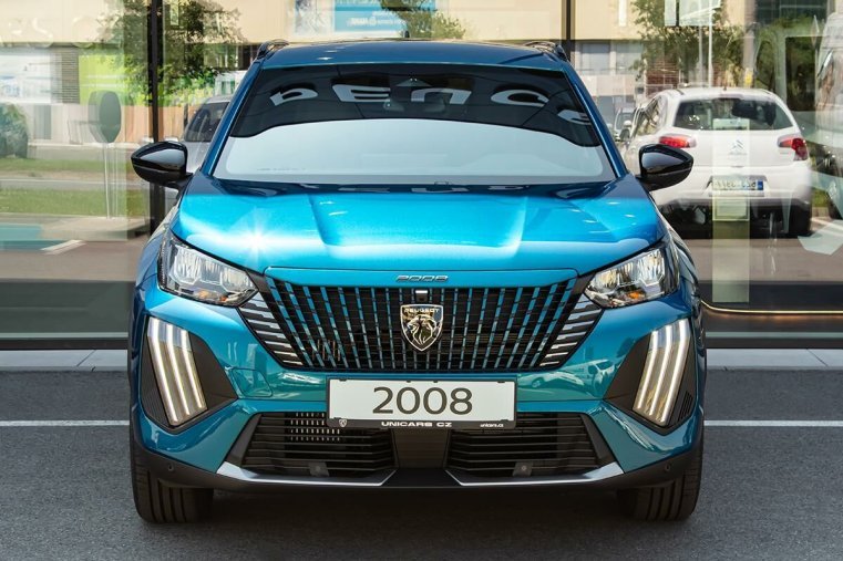 Peugeot 2008, Peugeot 2008 1,2 ALLURE PT 100 S&S MAN6, barva modrá