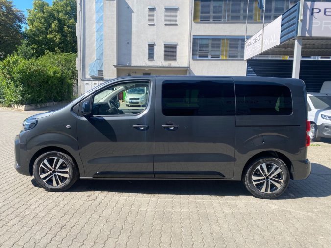 Peugeot Traveller, Peugeot Traveller Allure L2 2.2 BlueHDi 180 EAT8 - TAŽNÉ - 8682, barva šedá