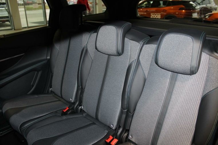 Peugeot 5008, Peugeot 5008 ALLURE PACK BlueHDi 130 EAT8, barva bílá