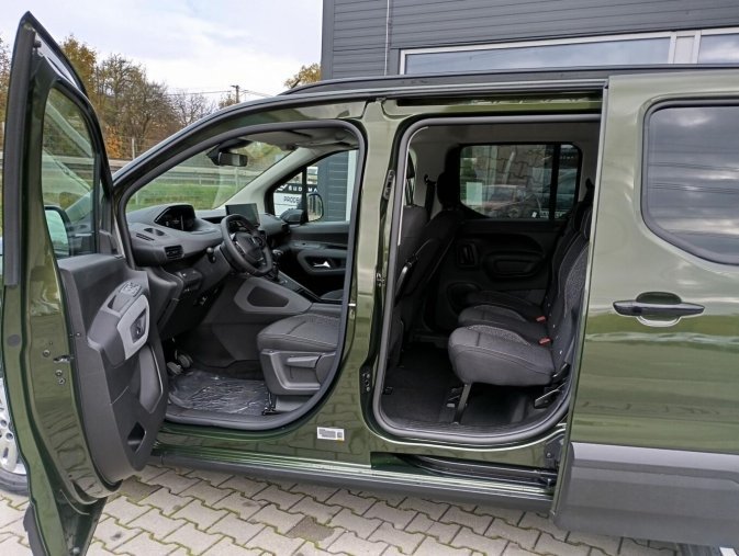 Peugeot Rifter, Peugeot Rifter LONG ALLURE HDi 130 S&S MAN6, barva zelená