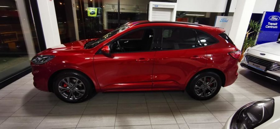 Ford Kuga, ST-Line, 5dveřová, 1.5 EcoBlue 88 kW/120 k, 8st. automatická, barva červená