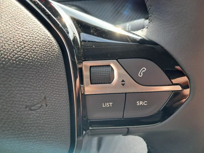 Peugeot 208, Peugeot 208 208 STYLE PureTech 100 S&S, barva bílá