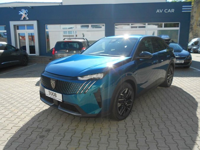 Peugeot 3008, Peugeot 3008 ALLURE Hybrid 136 e-DCS6, barva modrá