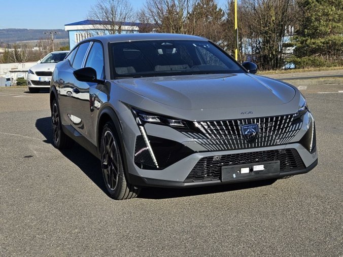 Peugeot 408, Peugeot 408 GT Hybrid 145 e-DCS6, barva šedá