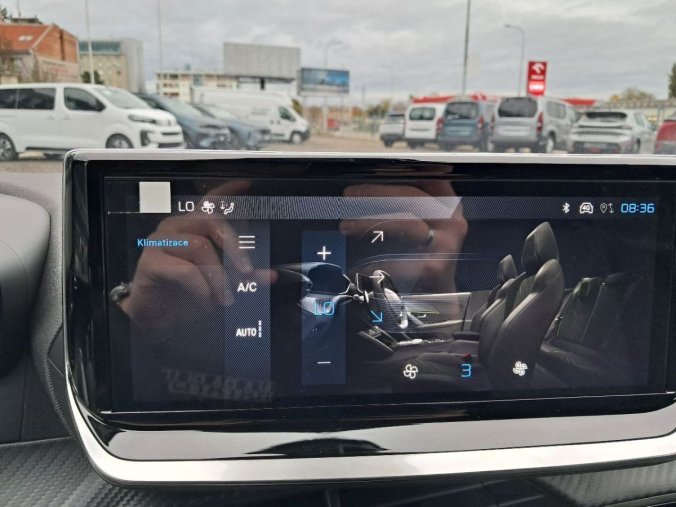 Peugeot 2008, Peugeot 2008 2008 ALLURE PureTech 130 S&amp, barva černá