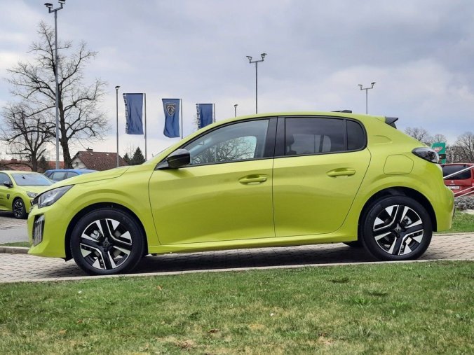 Peugeot 208, Peugeot 208 STYLE 1,2 TURBO 100k M6, barva žlutá