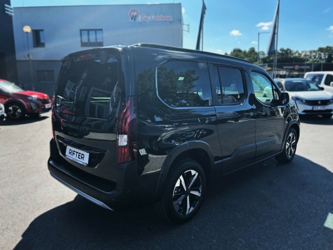Peugeot Rifter, Peugeot Rifter LONG GT BlueHDi 130 S&S EAT8, barva černá