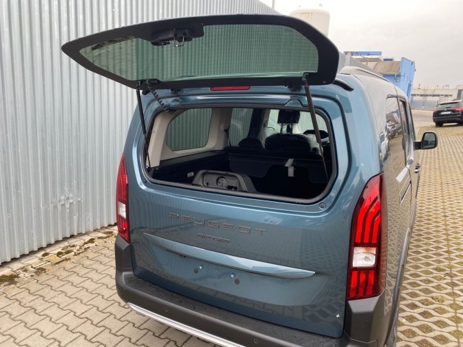 Peugeot Rifter, Peugeot Rifter LONG GT BlueHdi EAT8 - 2225, barva modrá