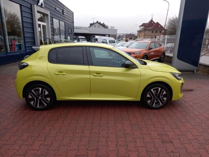 Peugeot 208, Peugeot 208 BUSINESS Hybrid 110 e-DCS6, barva zelená