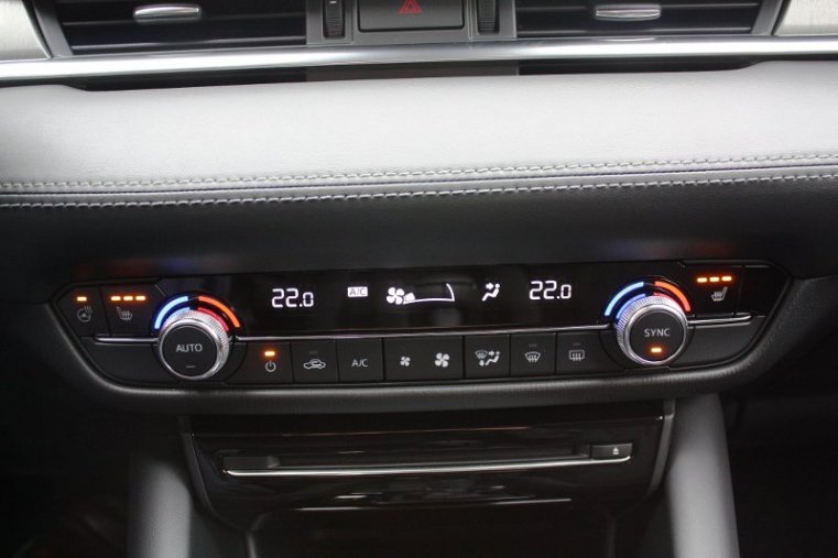 Mazda 6, SKYACTIV-G, barva šedá