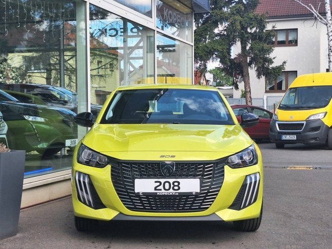 Peugeot 208, Peugeot 208 STYLE 1.2 PT 100K MAN6, barva žlutá