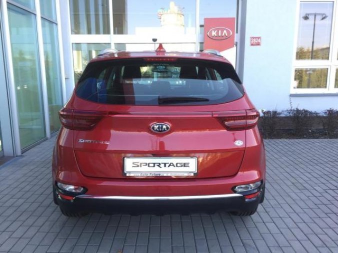 Kia Sportage, 1,6 GDI Exclusive, REZERVACE, barva červená