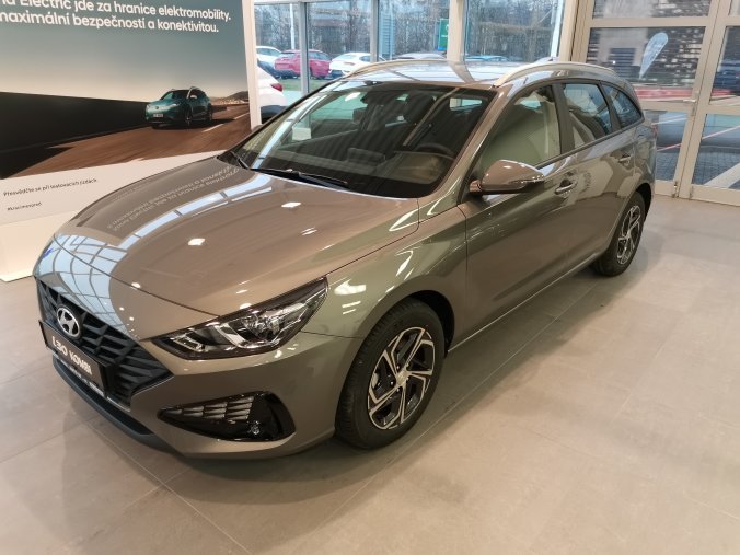 Hyundai i30, 1,0 T-GDI 88 kW (95 NAT) 6 st. man, barva šedá