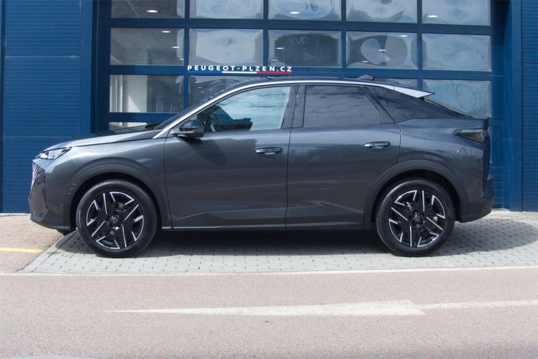 Peugeot 3008, Peugeot 3008 ALLURE Hybrid 145 e-DCS6, barva šedá