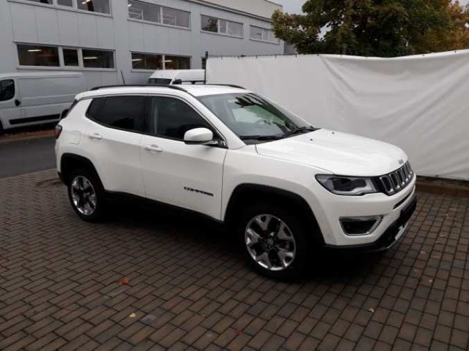 Jeep Compass, 2.0 MTJ 140PS Limited 4x4 AT9, barva bílá