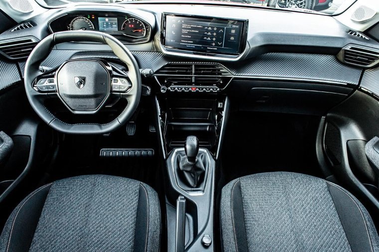Peugeot 208, Peugeot 208 1,2   STYLE Turbo 100 MAN6, barva šedá