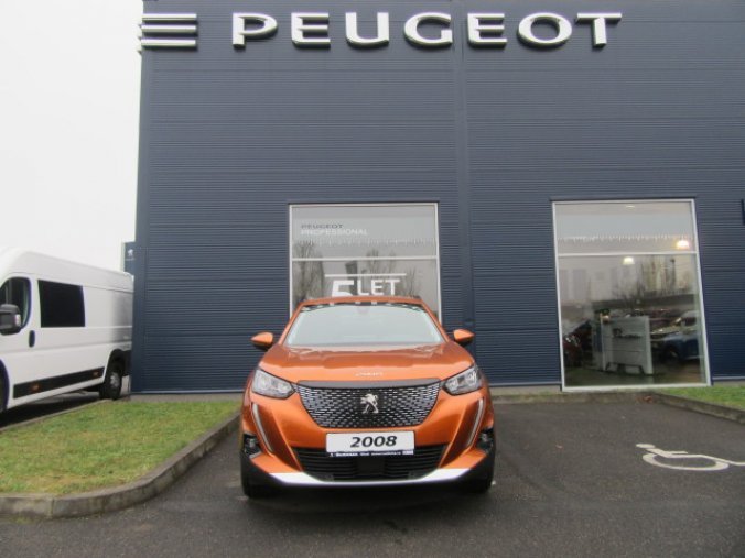 Peugeot 2008, ALLURE 1.5 BlueHDi 130k EAT8, barva oranžová