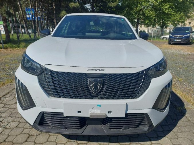 Peugeot 2008, Peugeot 2008 STYLE PureTech 100 S&S MAN, barva bílá