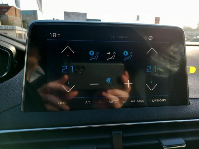 Peugeot 5008, Peugeot 5008 Active Pack PureTech 130 S&amp, barva bílá