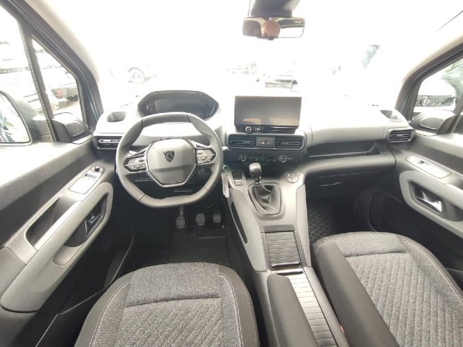 Peugeot Rifter, Peugeot Rifter ALLURE 1.2i 110k MAN6 BENZIN, barva modrá
