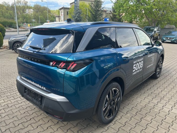 Peugeot 5008, Peugeot 5008 ALLURE Hybrid 145 e-DCS6, barva modrá