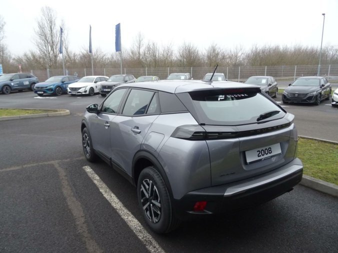 Peugeot 2008, Peugeot 2008 STYLE PureTech 100k MAN6, barva stříbrná