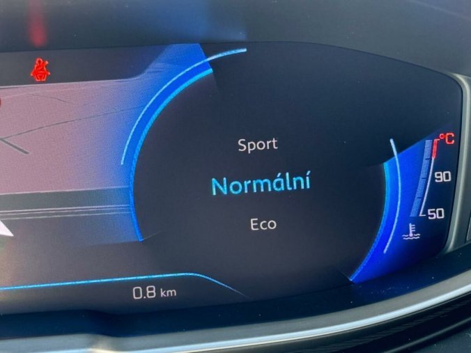 Peugeot 5008, Peugeot 5008 ALLURE PACK BlueHDi 130 EAT 8, barva šedá
