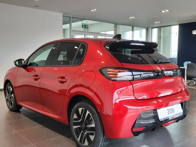 Peugeot 208, Peugeot 208 ALLURE 1.2 PT 100k MAN6, barva červená