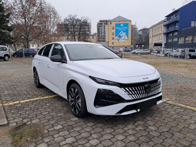 Peugeot 308, Peugeot 308 SW ALLURE Hybrid 145 e-DCS6, barva bílá