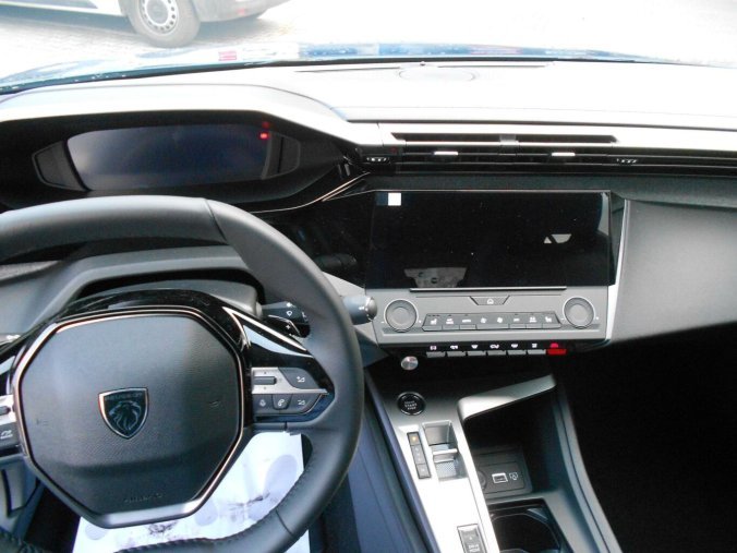 Peugeot 308, Peugeot 308 ALLURE Hybrid 136 e-DCS6, barva modrá
