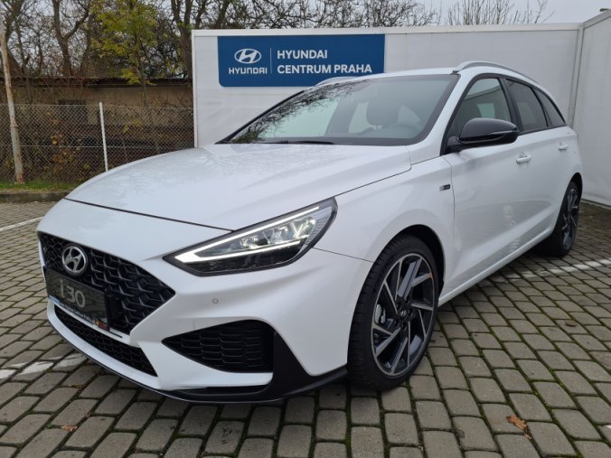 Hyundai i30, 1,5 T-GDI 117 kW iMT MHEV, barva bílá