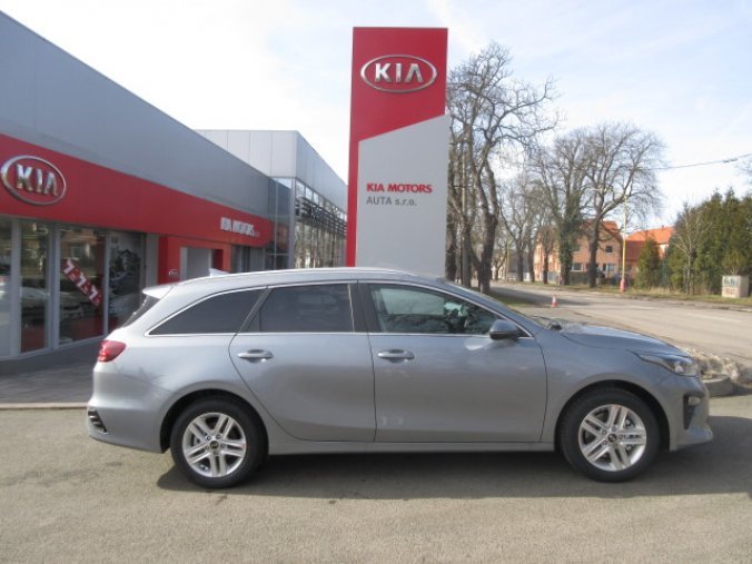 Kia Ceed, 1.5 T-GDi TOP, barva šedá