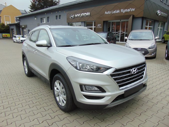 Hyundai Tucson, 1,6 T-GDi 130 kW (95 NAT) 6 st. man 4×4, barva stříbrná