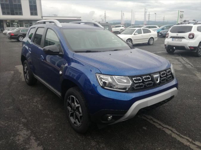Dacia Duster, 1,0 TCe  100 Celebration 4x2, barva modrá