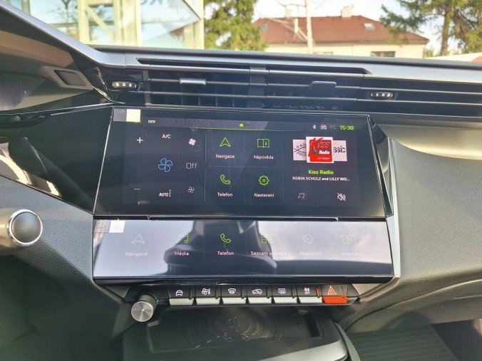Peugeot 408, Peugeot 408 GT Hybrid 145 e-DCS6, barva červená