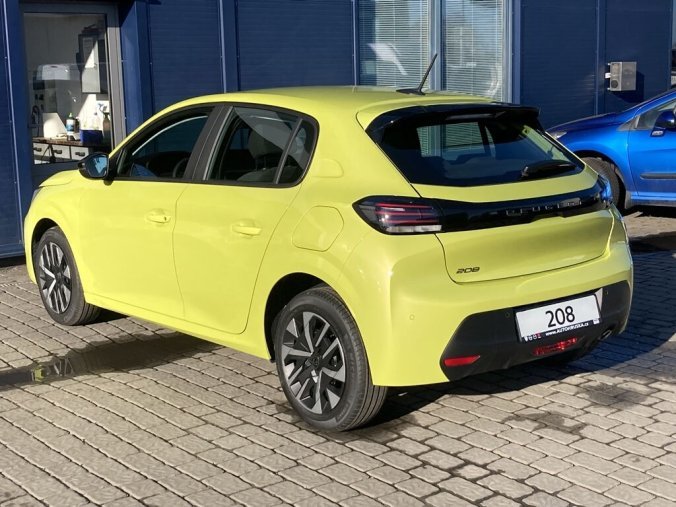 Peugeot 208, Peugeot 208 STYLE PureTech 100 S&S MAN6, barva žlutá