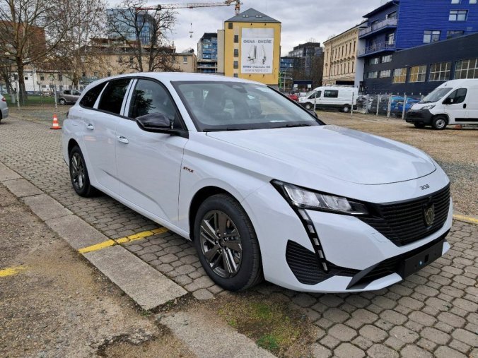 Peugeot 308, Peugeot 308 308 SW STYLE BlueHDi 130 S&amp, barva bílá
