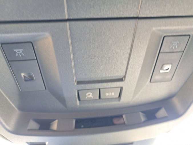 Peugeot 5008, Peugeot 5008 5008 GT Hybrid 145 e-DCS6, barva bílá