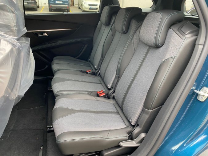Peugeot 5008, Peugeot 5008 ALLURE PACK BlueHDi 130 EAT8 - 3721, barva šedá