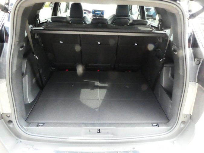 Peugeot 5008, Peugeot 5008 ALLURE PACK 1.5 BHDi 130k EAT8, barva šedá